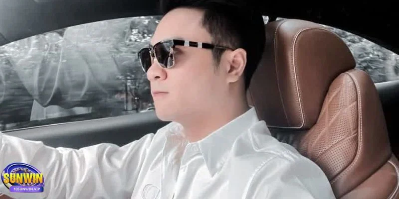 Hành trình trở thành CEO Quang Minh Hành trình trở thành CEO Quang Minh